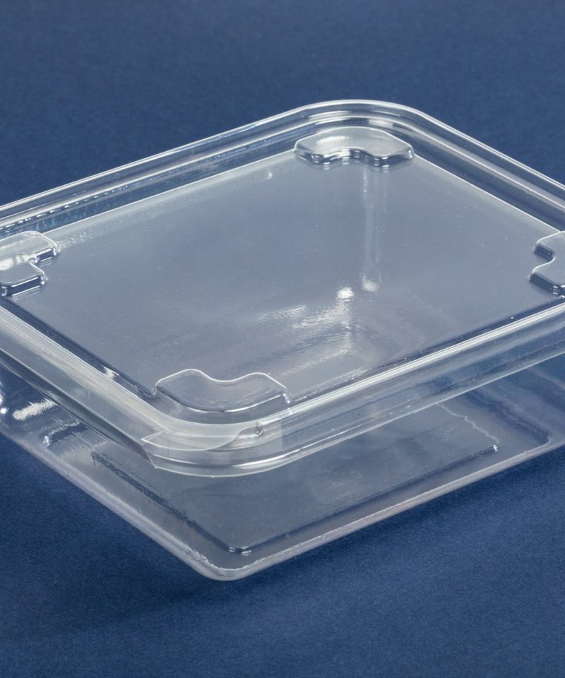 FS37 Tamper-Proof food packaging container featuring a secure seal for fresh produce, salads, and retail food packaging.